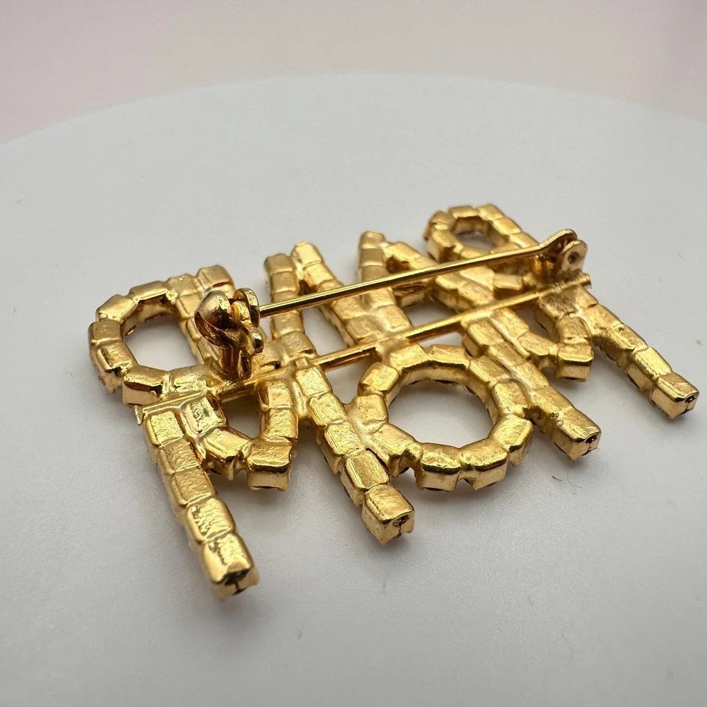 Vintage Y2K Band Mom Gold Tone Rhinestone Brooch Pin‎ Women's Classic Jewelry